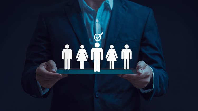 HR Strategy and Leadership: From Administration to Boardroom